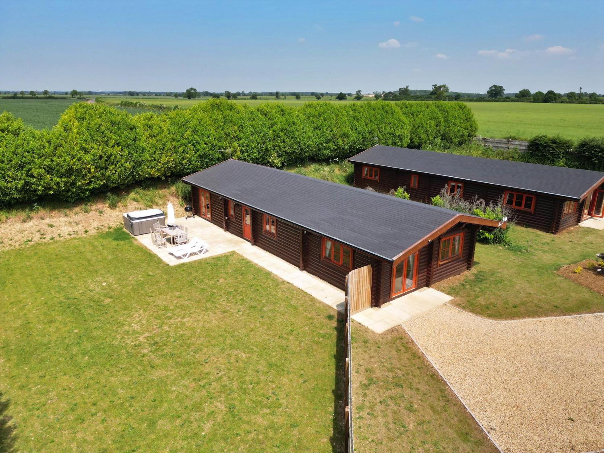 Holly Lodge Окем Екстер'єр фото